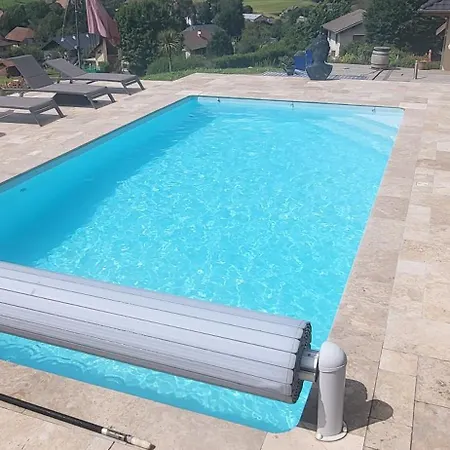 Avec Piscine Villa Cusy